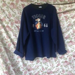 Tigger sweat shirt